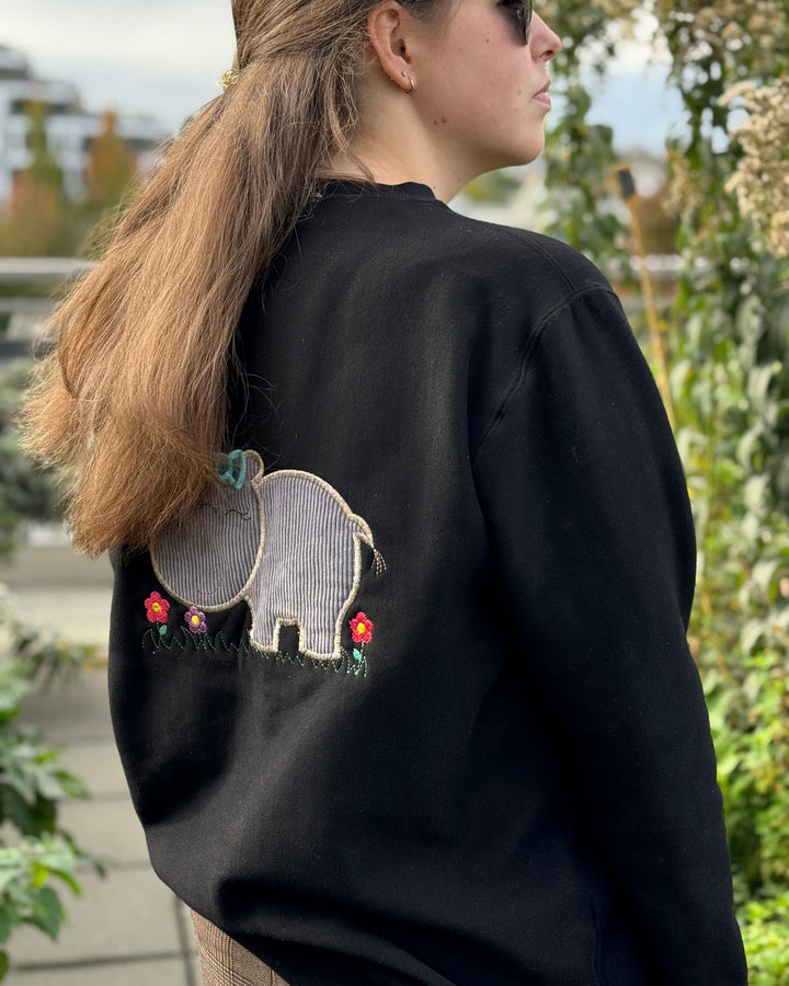 BULLIBAG | Happy Hippo Fleece Crewneck - Blackout Edition