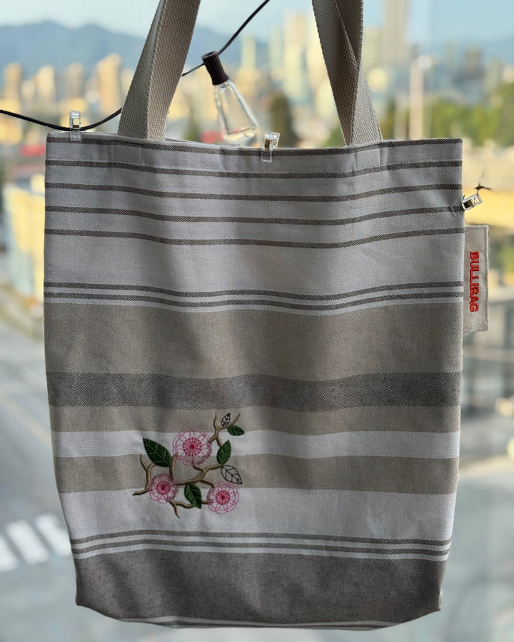 BULLIBAG | The Garden Line Tote 🌼