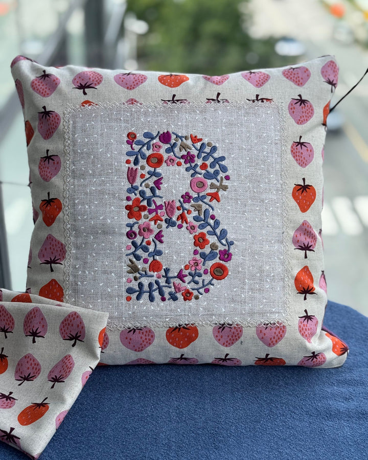 BULLIBAG | Monogrammed Strawberry Bloom