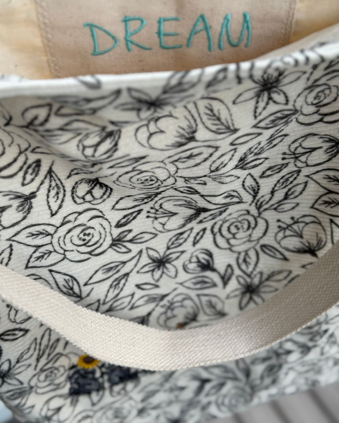 BULLIBAG | Dream Mischief Tote