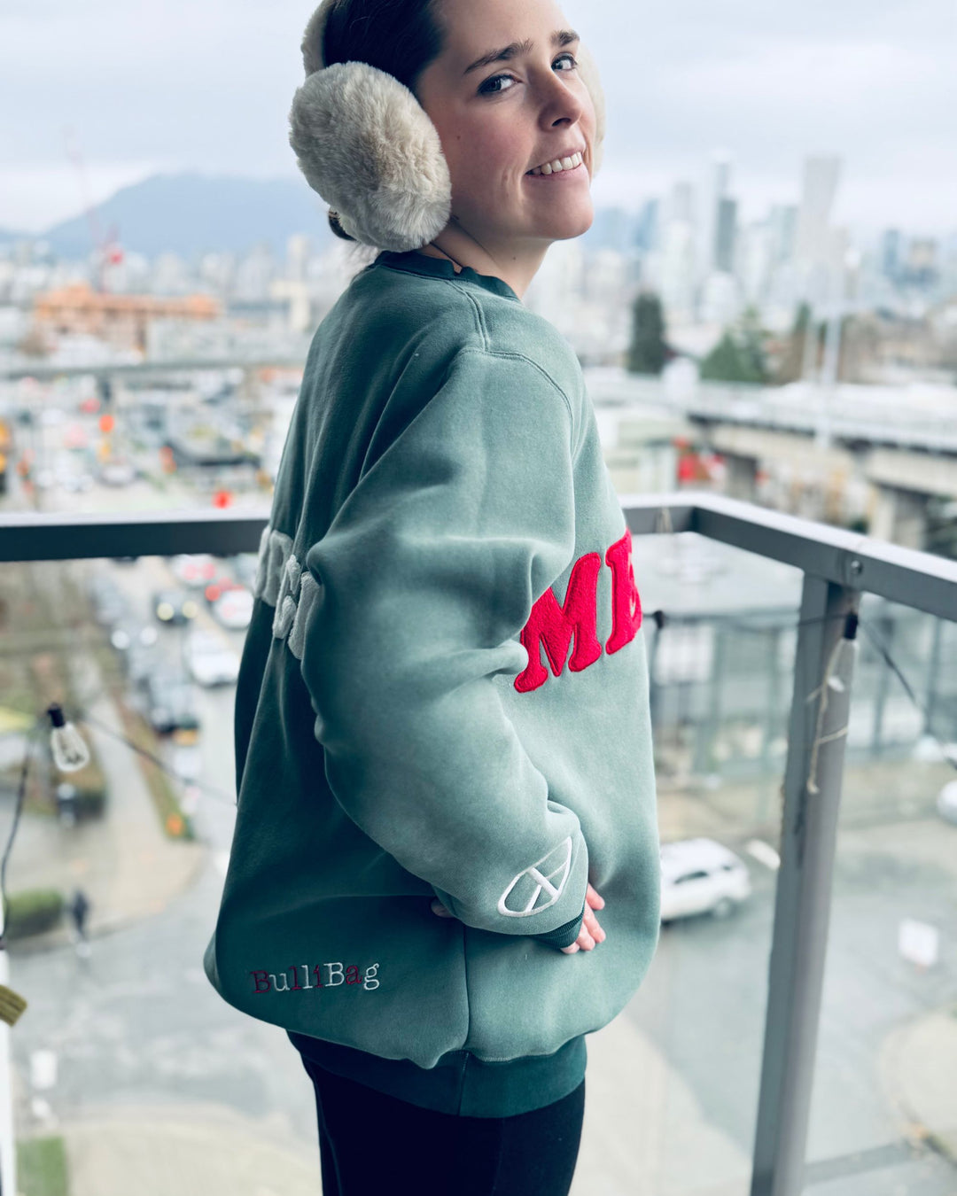 MERRY & Bright Crewneck