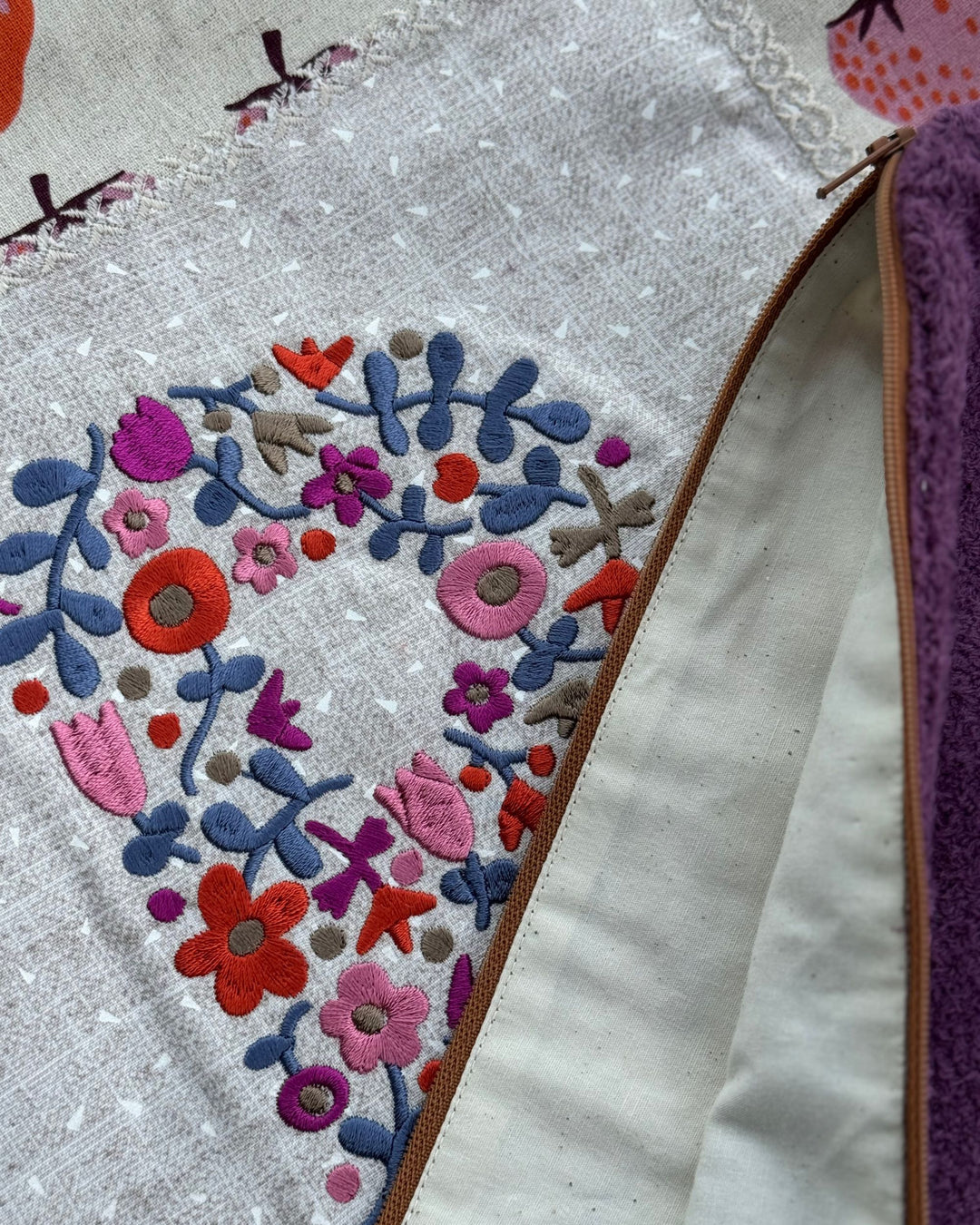 BULLIBAG | Monogrammed Strawberry Bloom