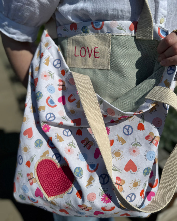 BULLIBAG | Hearts & Stars Water Resistant Lined Totes