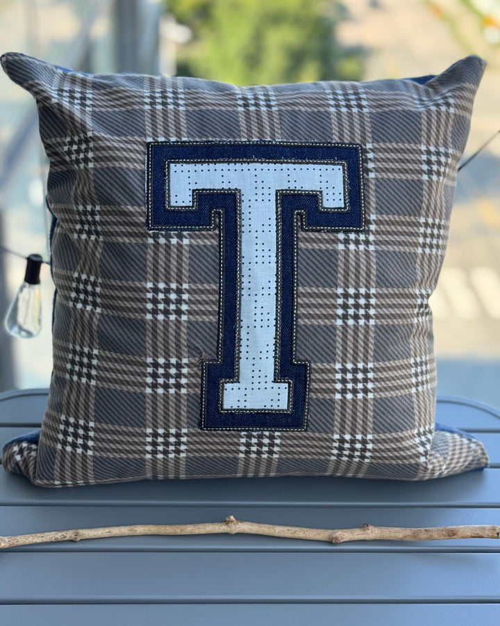 BULLIBAG | Monogrammed Campus Classic Pillow